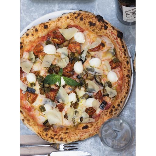 Siciliana - San Marzano tomato sauce, crispy aubergine, bocconcini mozzarella, sun blushed tomatoes, pesto, parmesan shavings